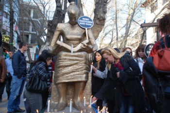 Haber | İzmir ve Ankara’da Trans Cinayetlerine Karşı Yürüdüler