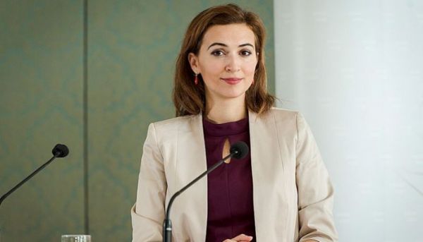 Haber | AVUSTURYA ADALET BAKANI LGBT�+�LAR VE A�LELER�NDEN �Z�R D�LED�